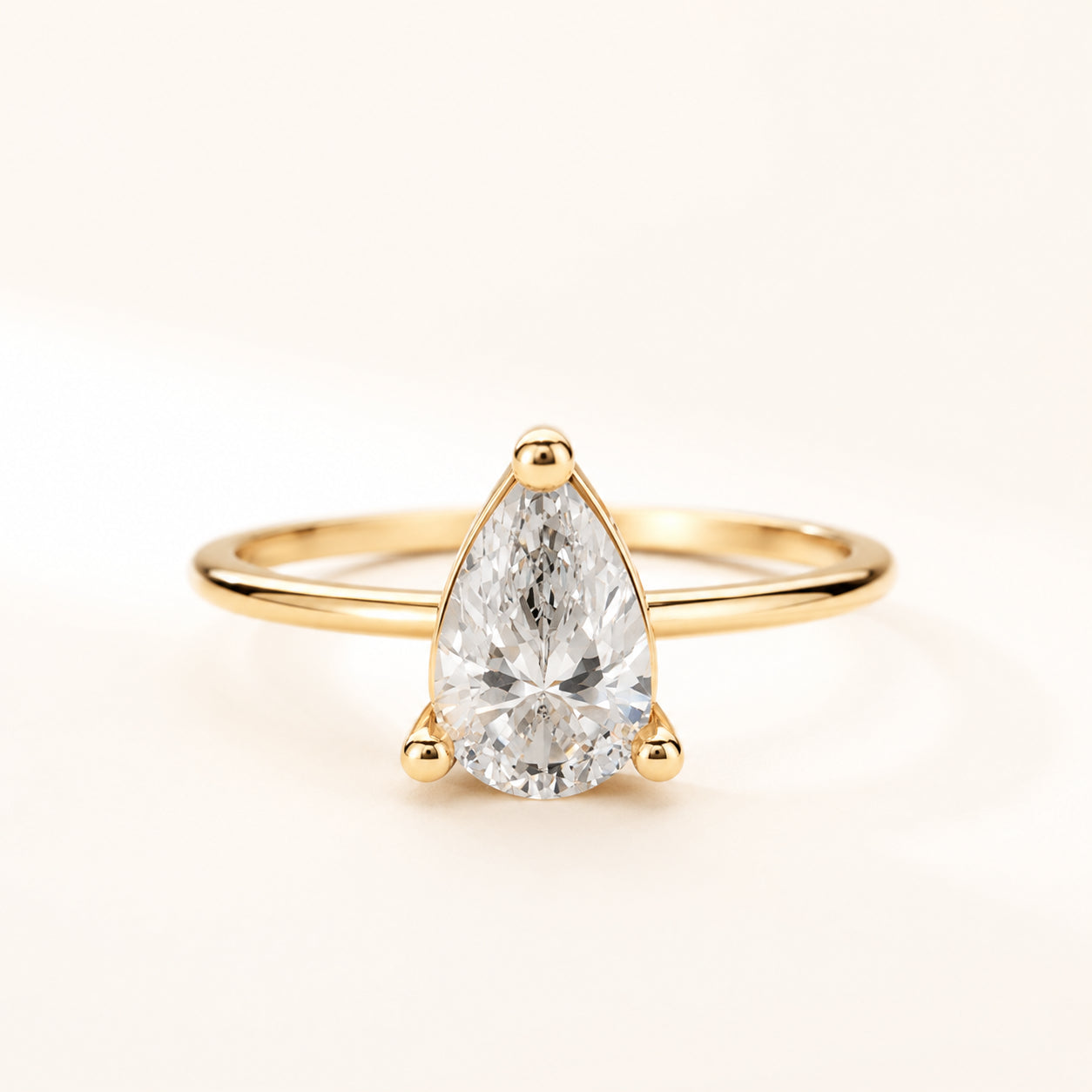 Anillo solitario con diamante de 1 Qt de corte pera
